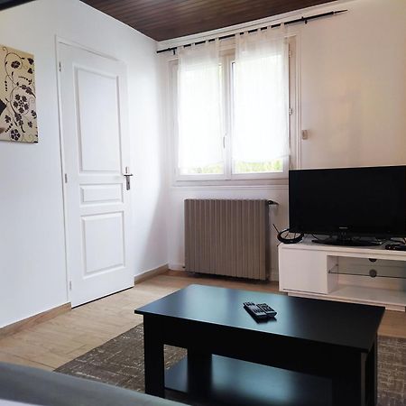 Charmant Studio Au Calme Proche Rer Stade De France Paris Stains Eksteriør billede
